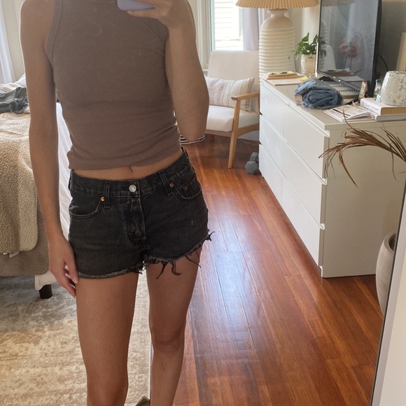 Levi shorts - Picture 6 of 7